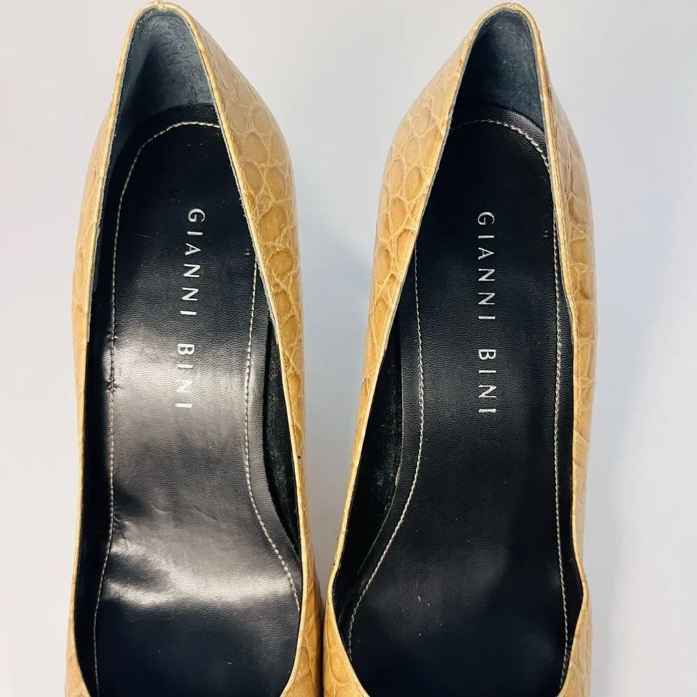 GIANNI BINI Tan Camel Yellow Crocodile Croc Alligator Leather Kitten Heels 6.5 M